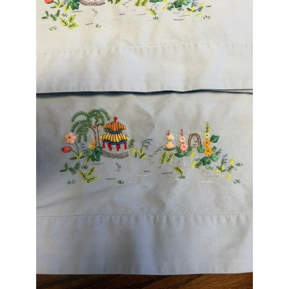 Vtg hand embroidered Pillow‎ Cases Set Of 2 Standard Size Cotton Crewel Asian